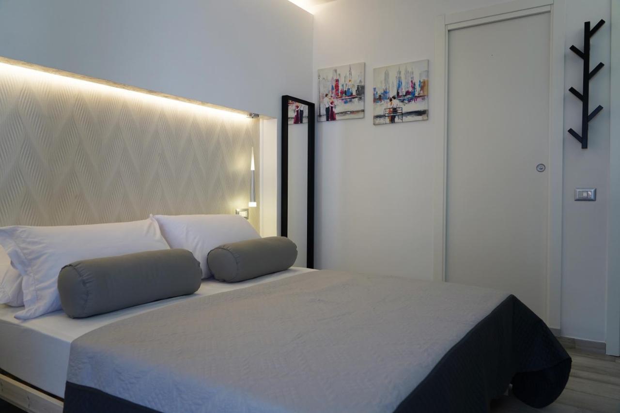 Familiainn Rooms & Apartments Pompéi Extérieur photo
