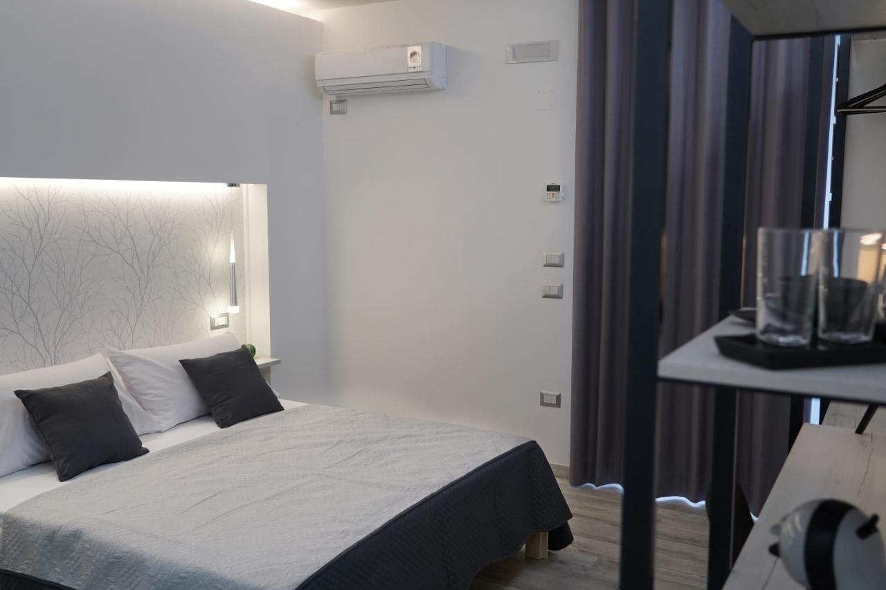 Familiainn Rooms & Apartments Pompéi Extérieur photo